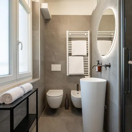 Class Al Mare Daire *